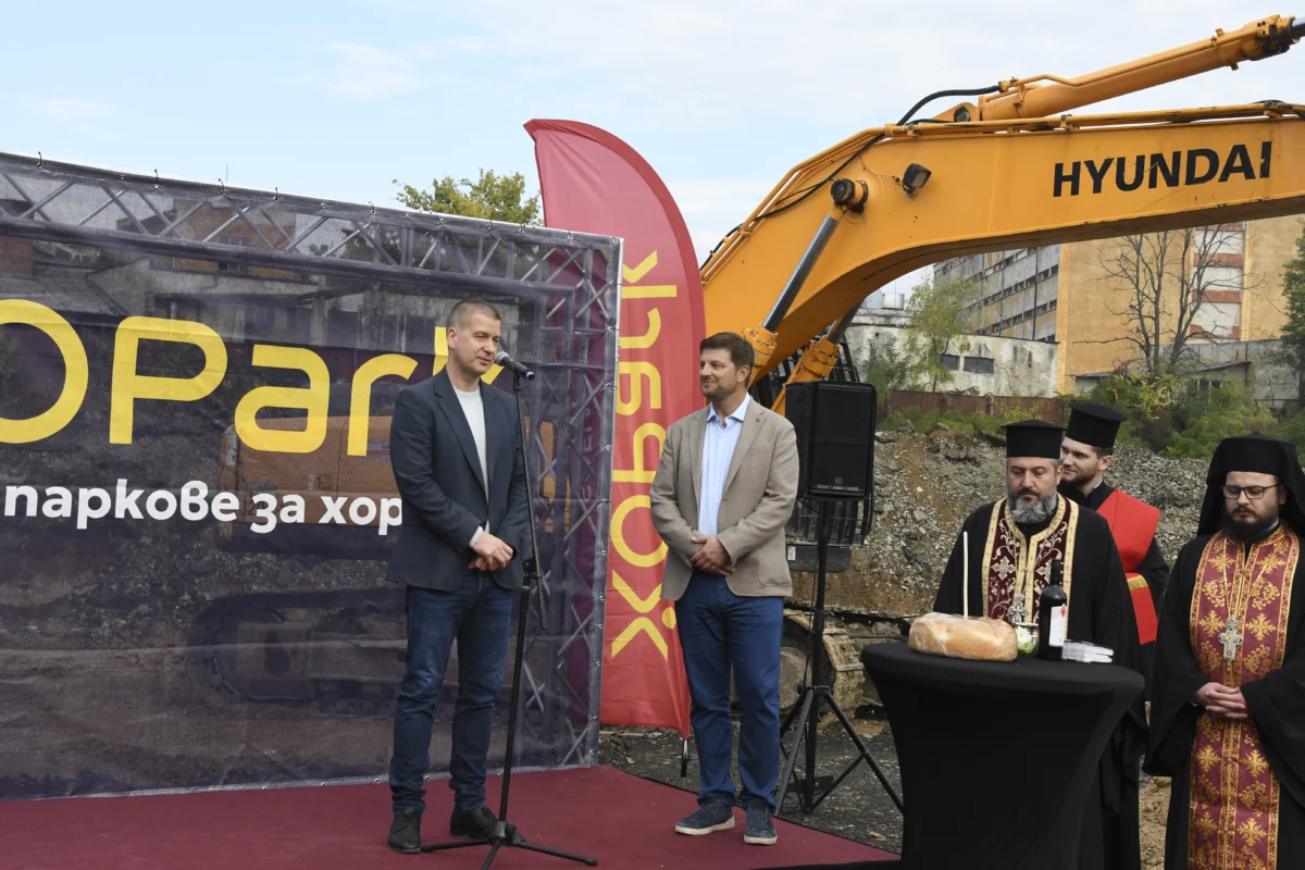 Кметът Живко Тодоров присъства на първата копка на XOPark Stara Zagora и пожела успех на инвестицията