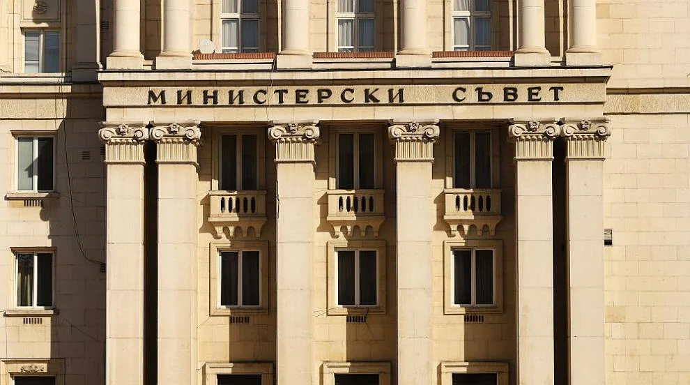 Размерът на минималната заплата за догодина и промени в данъчни закони влизат за обсъждане в НСТС