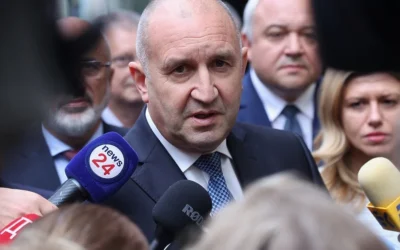 Радев атакува ЕС и Европарламента, че се месят в суверенитета на България