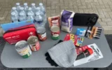 Призоваха британците да се запасят с храна и радио заради кибератаки