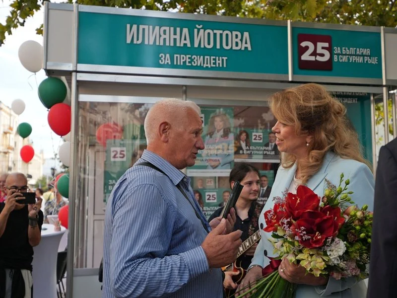 Само/критична, търси съгласие без лесни обещания – България е готова за жена президент!