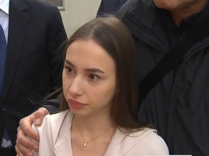 Ива Михайлова изненада властите в Скопие и София – мина границата и бе приета в “Пирогов” (Обзор)