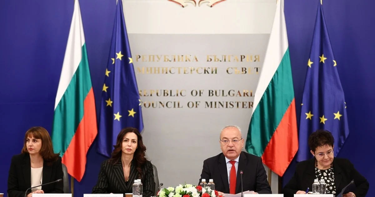 Правителството настоява минималната заплата да е 660 евро. По-ниска от тази в Сърбия и РСМ