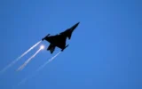 Френски и британски изтребители симулираха ядрен удар при съвместен полет