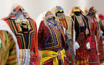 Врачанска силистренка обича да показва една от най-големите у нас частни колекции от народни женски носии