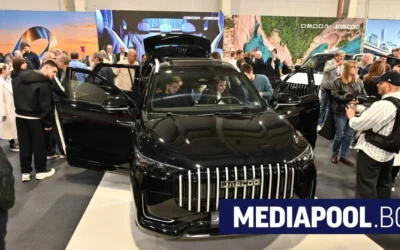 OMODA I JAECOO представиха JAECOO 8 SHS-P на Asia Motor Show