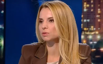 Говорителката на ЦИК: Гласуването с машина отнема под минута, разписките задължително се подпечатват