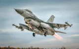 Дания изпрати 50 000 боеприпаса за F-16: Евтиното решение на Украйна срещу руските дронове
