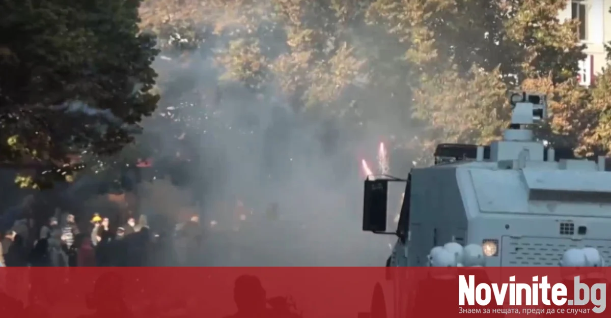 Франция се готви за нова вълна от протести: 70 000 полицаи, военни и бронирана техника по улиците