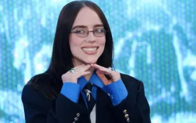 Били Айлиш намали бюста си? (СНИМКИ)