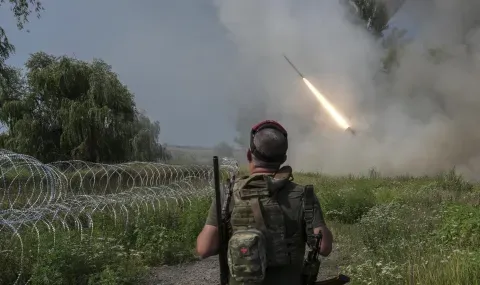 Байдън и Тръмп са искали от Мъск да включва и изключва Starlink в различни държави