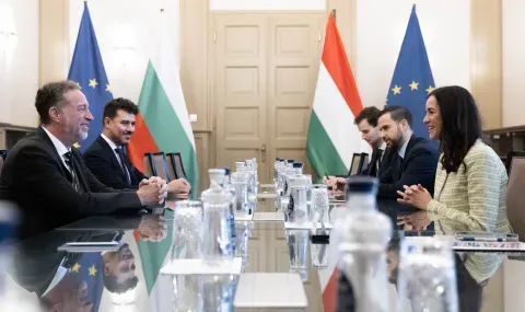Иво Христов и Анита Орбан обсъдиха сигурността и газа