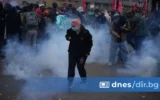 135 души са арестувани при новите протести във Франция
