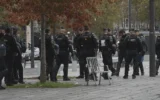 Недоволството в Париж: Мотивацията за протести преди битката за Елисейския дворец
