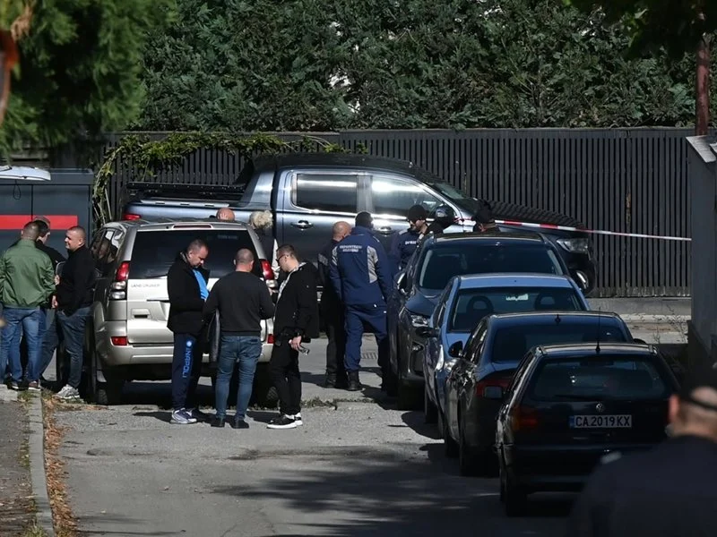 Сянката на „Сивите вълци“ в убийството на Слави Бинев (Обзор)