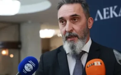 Проф. Калоян Давидов: Лекарят няма време за политика