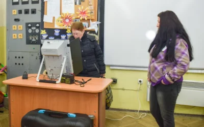 Гласуването тръгна нормално, на места машини дефектираха