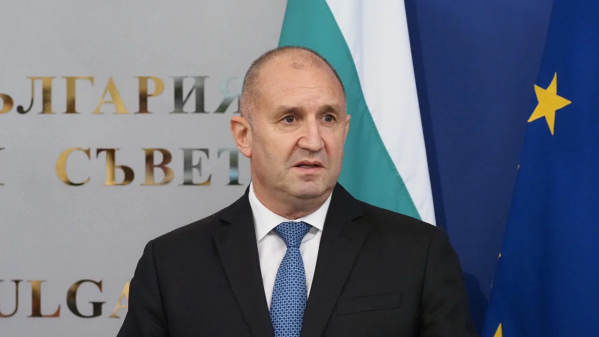 „Викам Митрофанова“: Радев съобщи за втори ударен и потънал кораб в Черно море