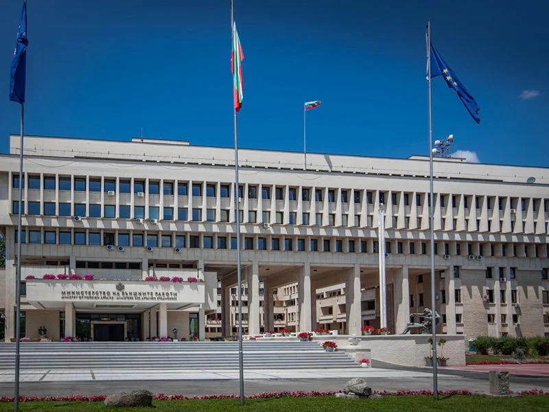 Външно: Гласуването в чужбина протича нормално