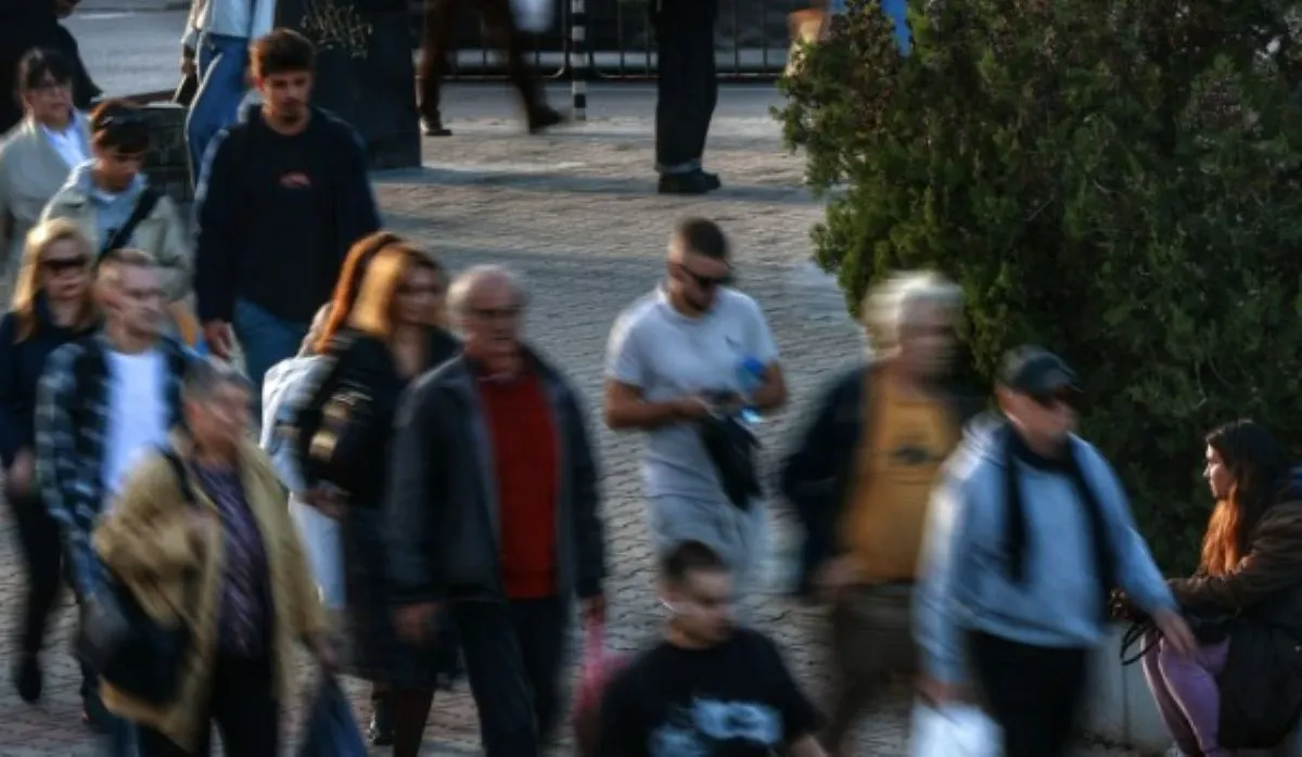Сърбите са по-активни от българите: 27,3% е избирателната активност до 11:00 часа в Сърбия