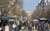 Коментар на седмицата №2: 10% вдигане на заплатите? Ако се орежат с 20% държавните служители
