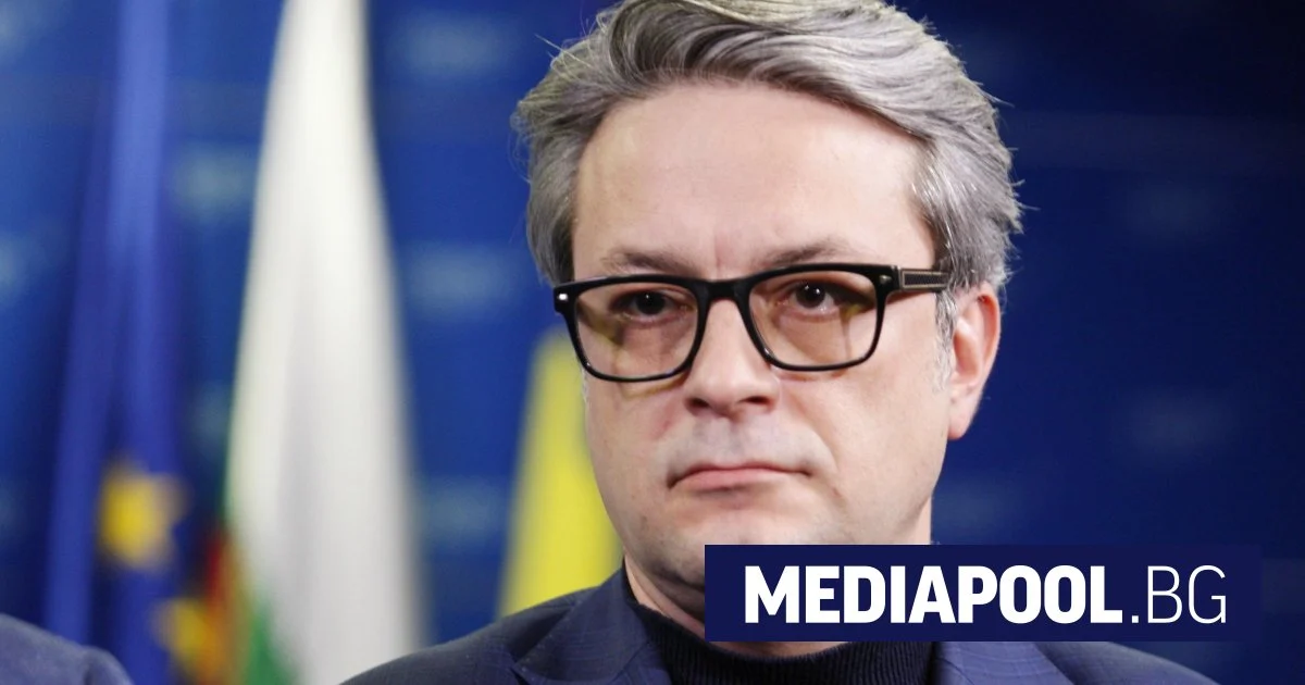 ГЕРБ: Големият опонент на Йотова е Румен Радев