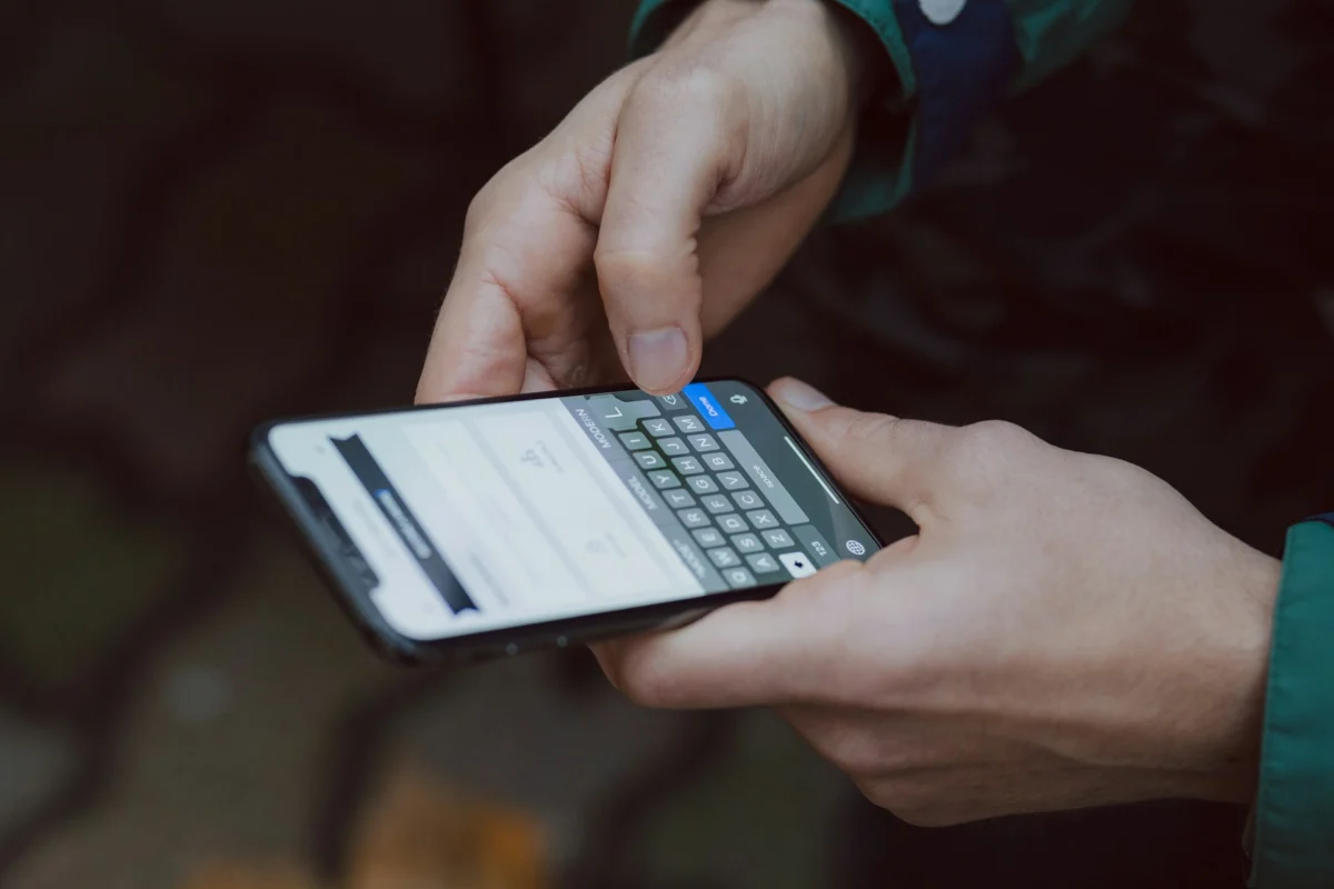 Трябва ли да изключите Wi-Fi на смартфона преди да излезете от вкъщи?