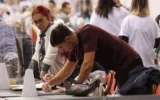 Протоколите пристигат в „Арена София“: От 25 МИР алармират за неотчетени от машините гласове