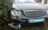 14-годишен се заби в ограда с колата на баща си в Разградско