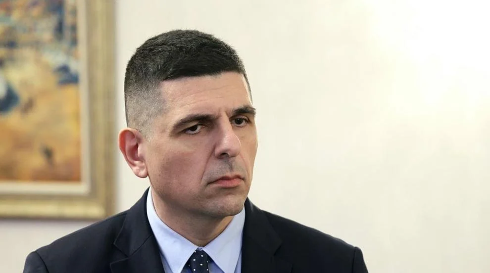 Мирчев: Видимо изнервеният Радев показа, че има един очевиден проблем
