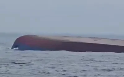 България готви мерки за обърнатия кораб край Констанца