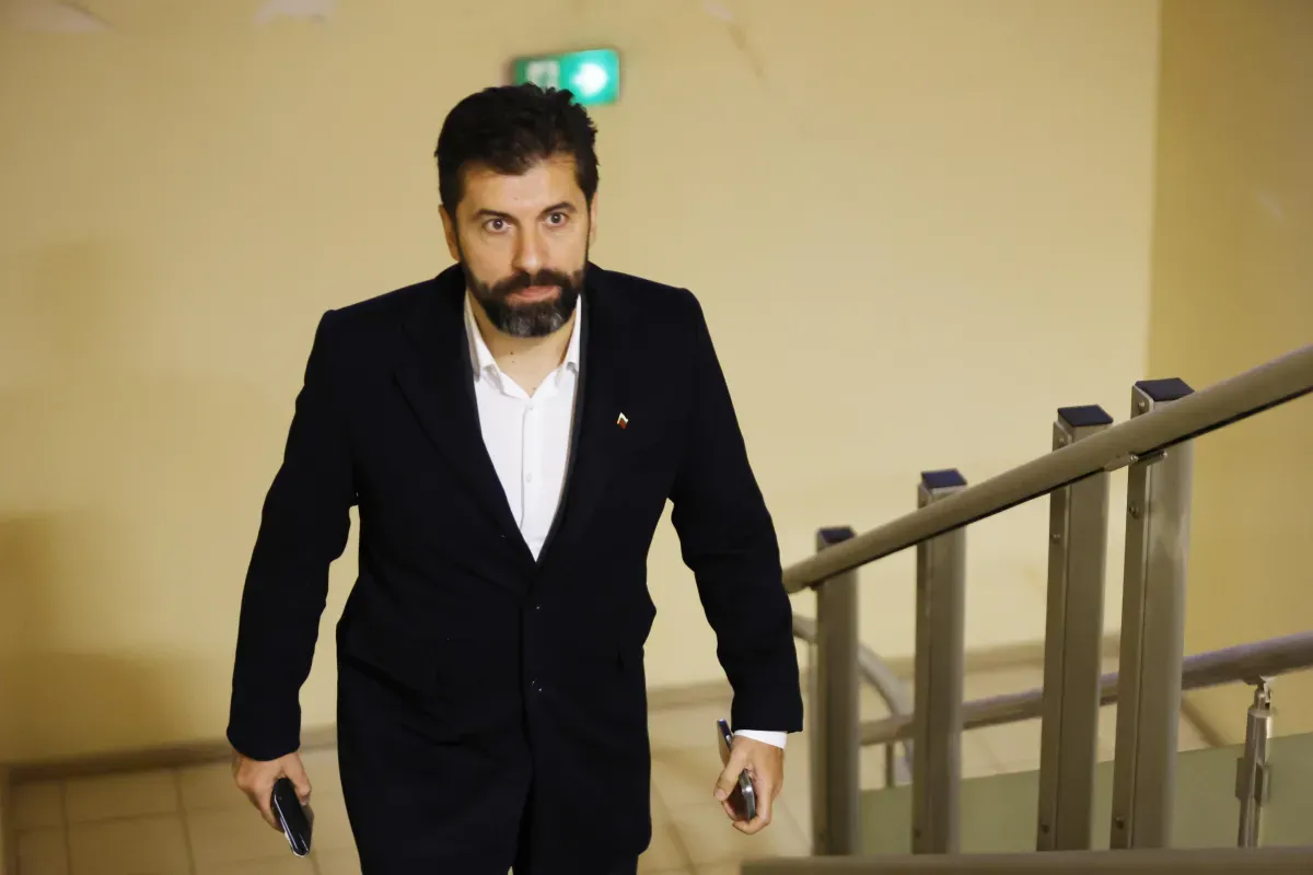 Бойко Рашков и Асен Василев ще бъдат разпитани по делото срещу Кирил Петков