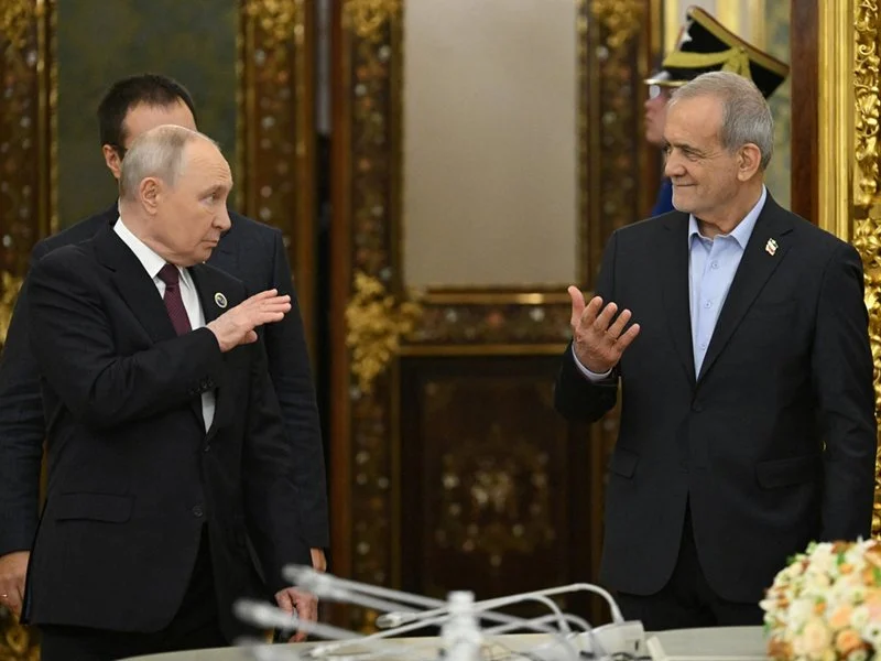 Иранският президент пред Путин: Можем да решаваме проблемите си без Америка