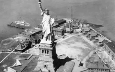 Статуята на свободата е открита в Ню Йорк през 1886 г