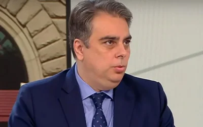 Асен Василев: За първи път в бюджет е записано обедняване на българските граждани. Доходите ще растат по-бавно от инфлацията