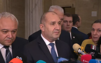Румен Радев: Нямаше как да разкрием кой е запалил антените на Starlink, извършителите щяха да избягат