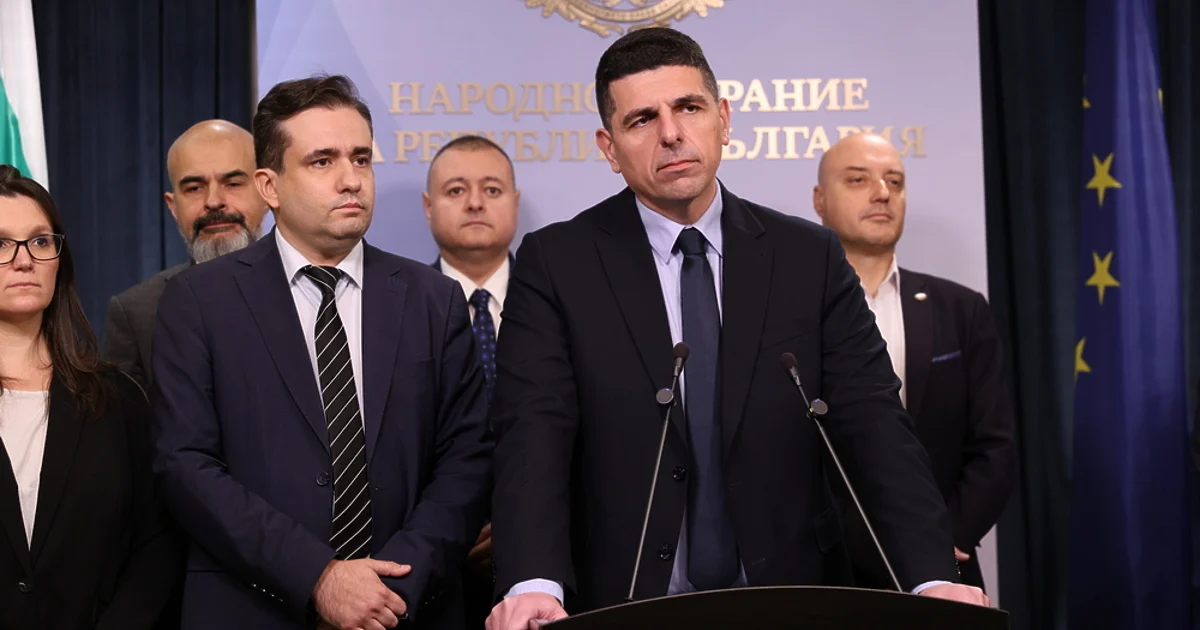 ДБ: Чужда служба ни е предупредила поне седмица по-рано за палежа на Starlink