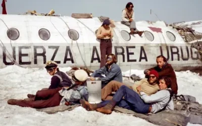 1972: 16 души оцеляват 72 дни след катастрофа в Андите