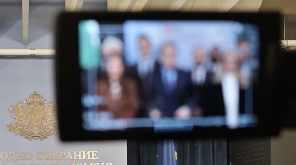 „Все едно съобщи програмата за НГ на военния канал“: Опозицията гневна след атаките в Черно море