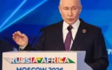 „Не мисля, че ще промени мнението си“: премиерът на Норвегия обясни защо е говорил с Путин
