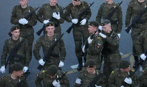 Кремъл търси нови начини да набира хора за войната — включително деца от окупираните територии