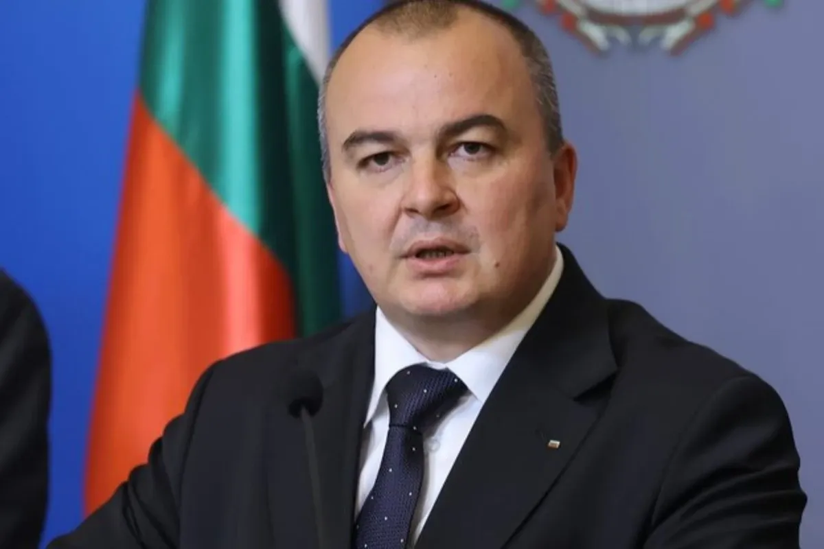 Министър Абровски: Цените са застопорени от ноември 2025 г.