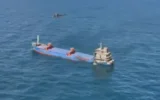 Няма замърсяване от потъналия кораб, но рискът остава