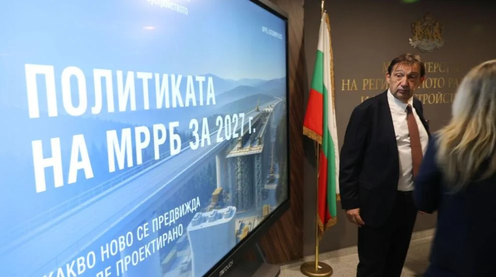 „1300 км липсват, за да живеем нормално като европейци“: Шишков очерта пътните приоритети (НА ЖИВО)