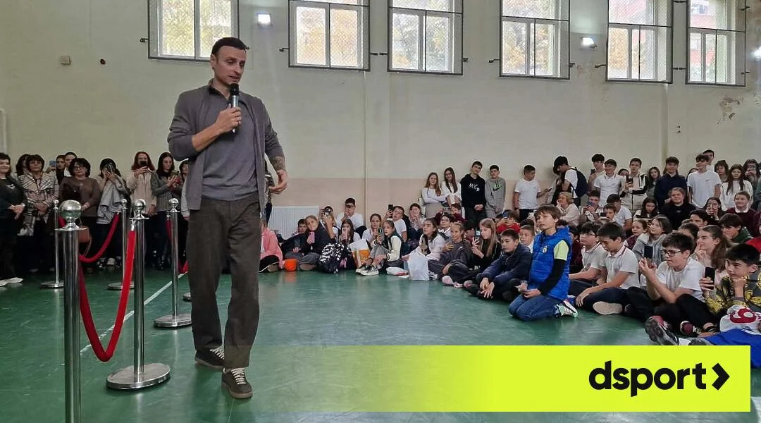 Бербатов се срещна с ученици и млади футболни таланти в Стара Загора