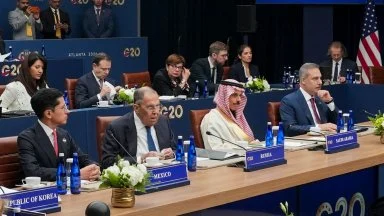 Отмениха семейна снимка на външните министри от Г-20 заради присъствието на Лавров