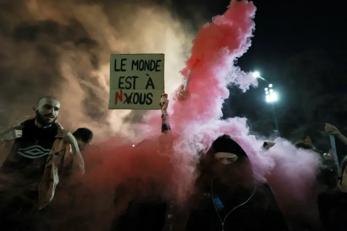 Между един и два милиона души са участвали в протестите в 60 италиански града според организаторите
