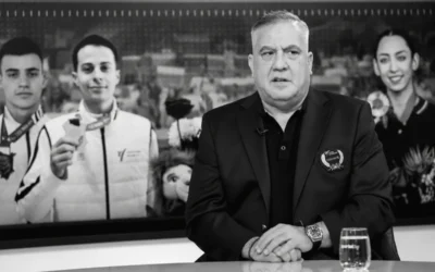 На живо: поклонението пред Слави Бинев